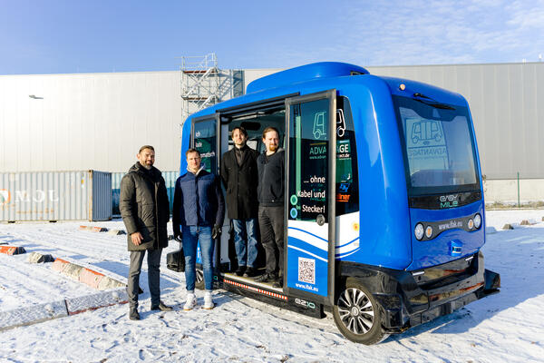 EsayMile Shuttle auf dem Galileo-Testfeldder Uni Magdeburg 