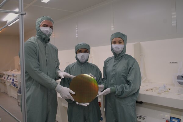 Reinraum mit Wafer 