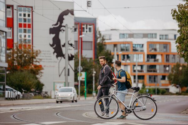 Studierende Campus Universität 