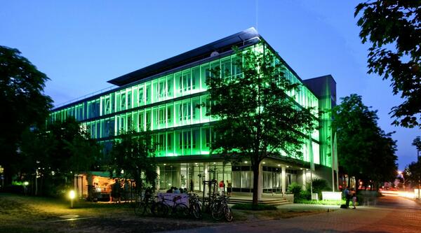 Bild vergrößern: Die Lange Nacht der Wissenschaft 2008